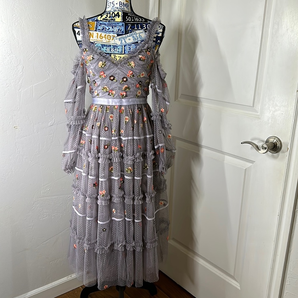 Needle and thread dress US size 0